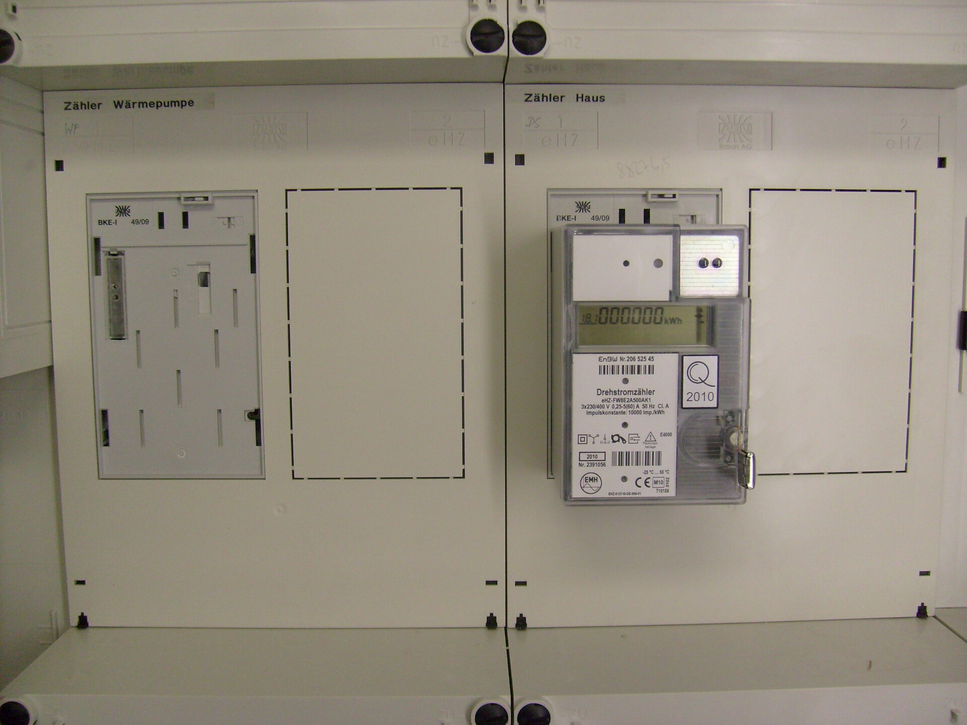 Zählerschrank mit zwei getrennten Zählerplätzen für Haus und Wärmepumpe